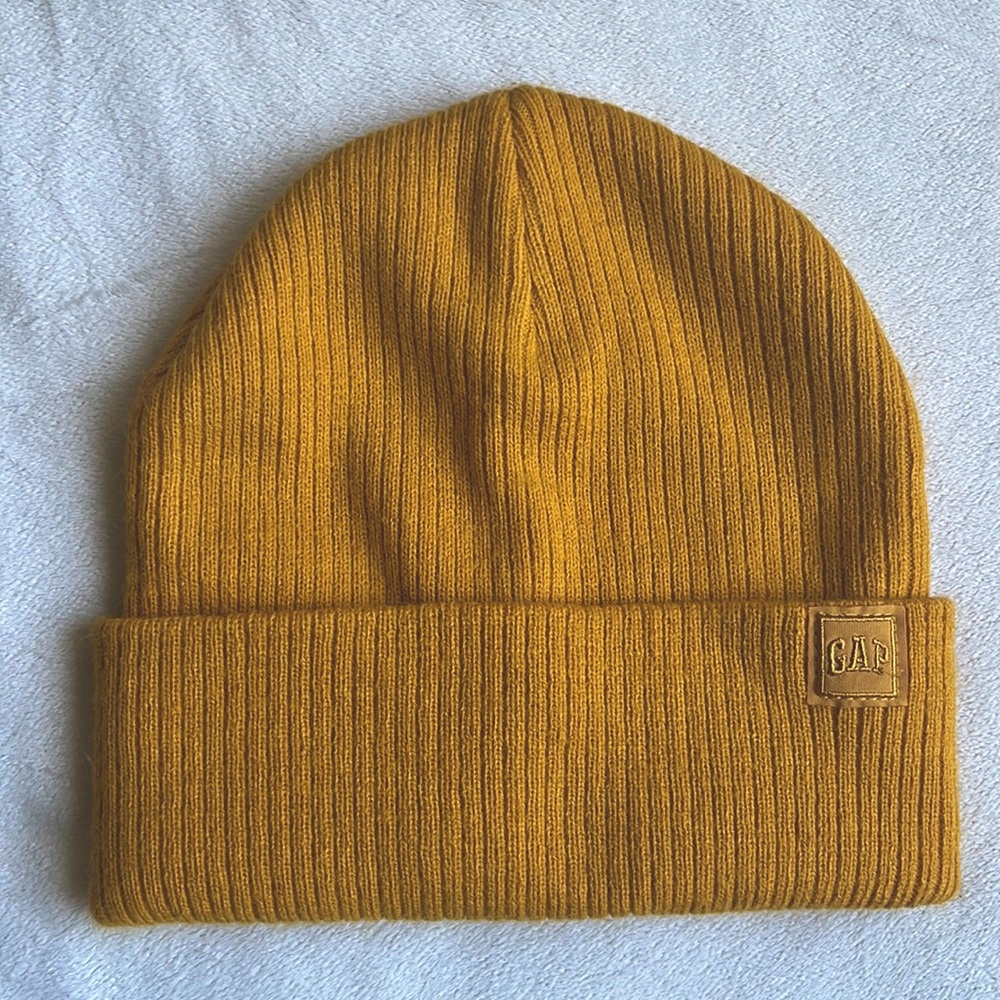 Gap Kid’s mustard yellow knit winter beanie. EUC! Worn for 1 winter a few times